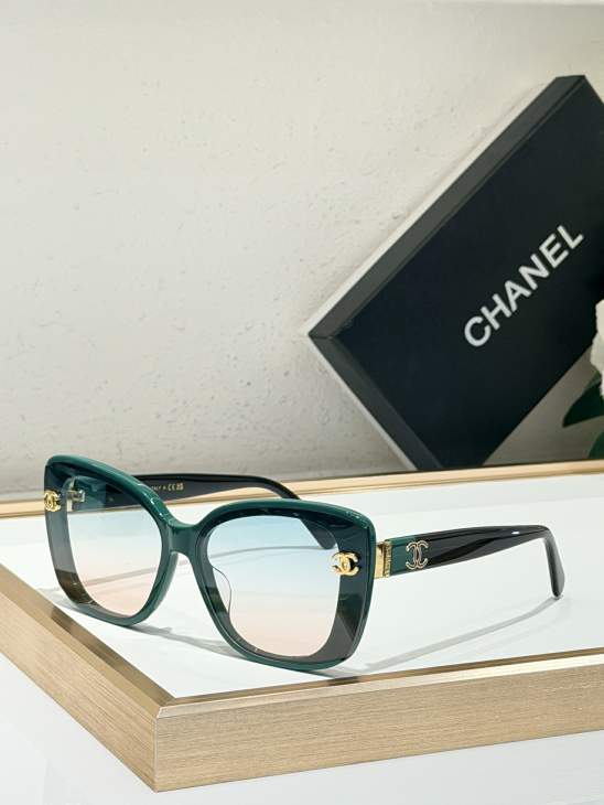 Picture of Chanel Sunglasses _SKUfw80235999fw